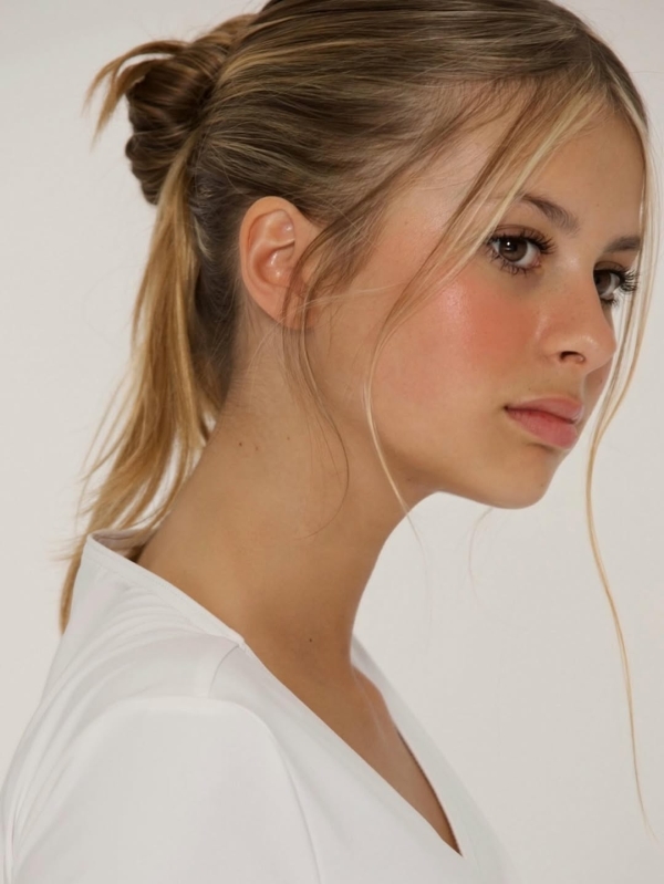 Почему все подсели на «сериал» Виктории Бони