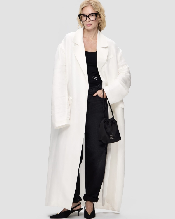 Как Pantone прописал. Собираем гардероб в модных