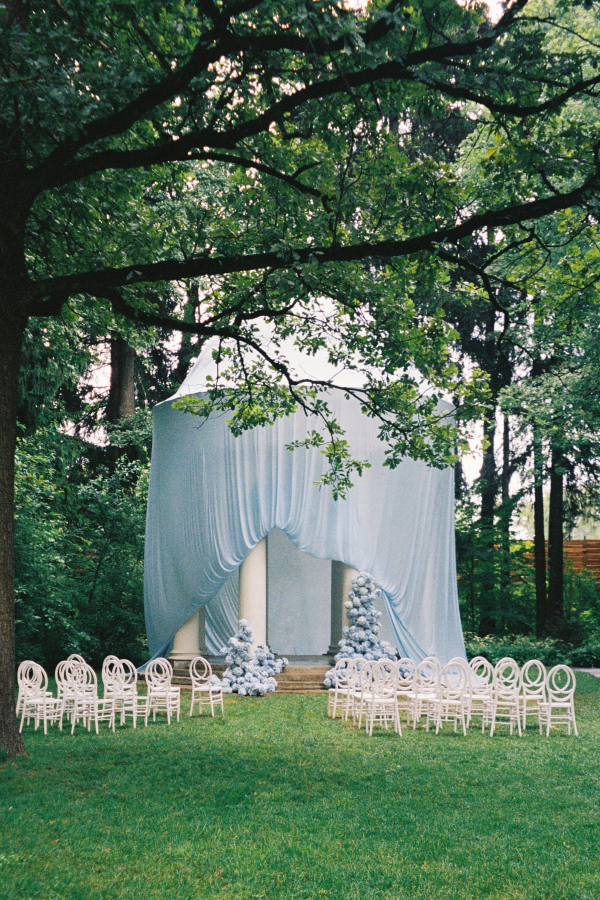 Почему современный минимализм в свадьбах — это