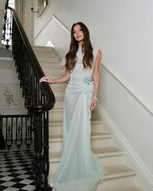 Что произошло между Бекхэмами и Пельтц? Разбираемся