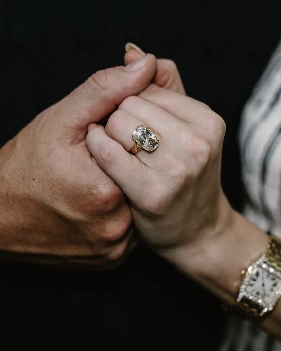 Как помолвочное кольцо Тейлор Свифт меняет правила