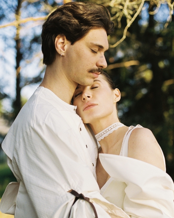 Интервью с невестой о свадьбе в трех