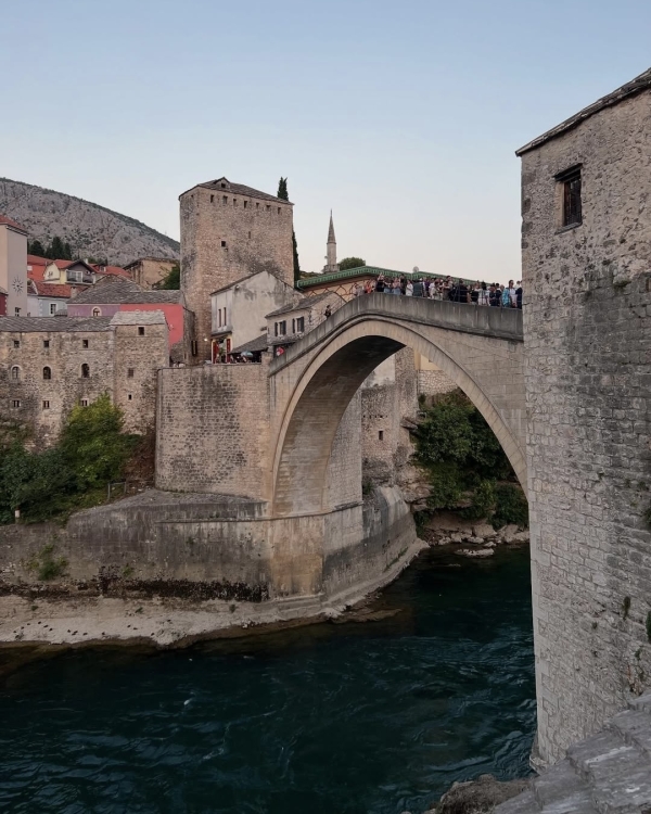 5 маршрутов для отпуска осенью, куда не