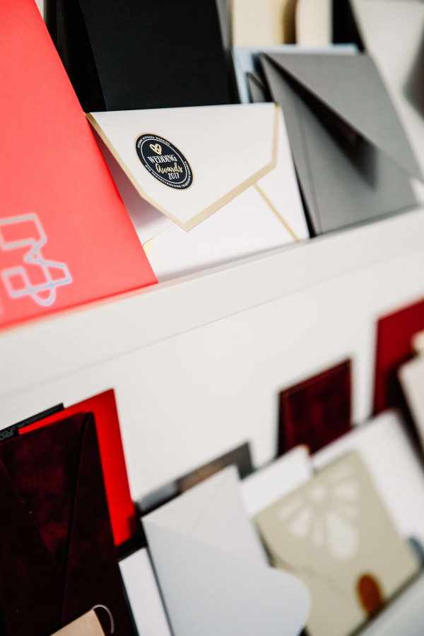 Полиграфия INVITERIA: новые технологии и стильный дизайн