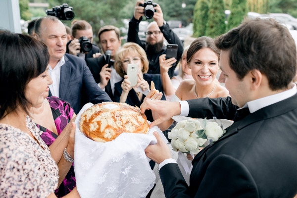 Свадьба в загородном ресторане La Colline