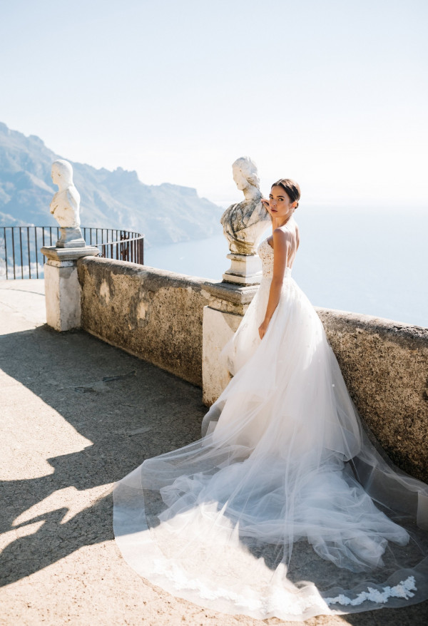 Белоснежная свадьба на побережье Амальфи