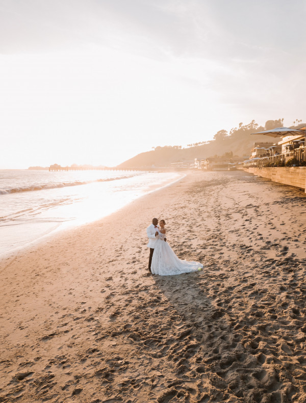 Свадьба в Малибу на берегу океана