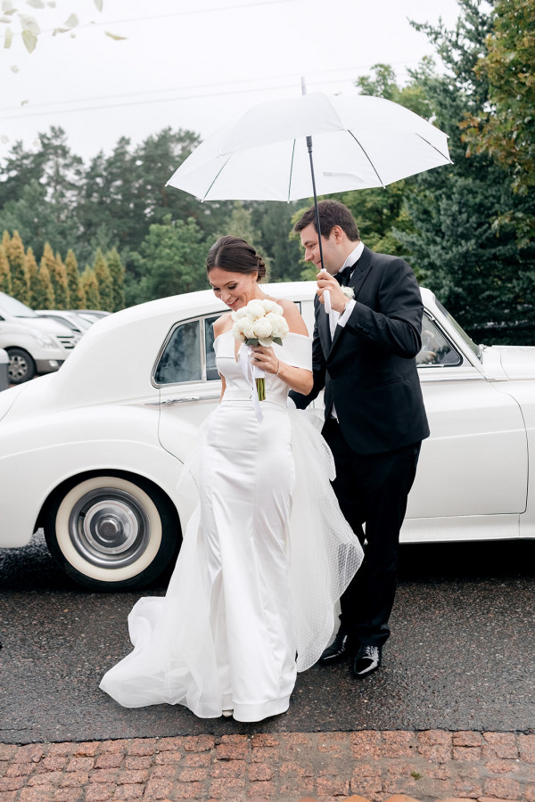 Свадьба в загородном ресторане La Colline