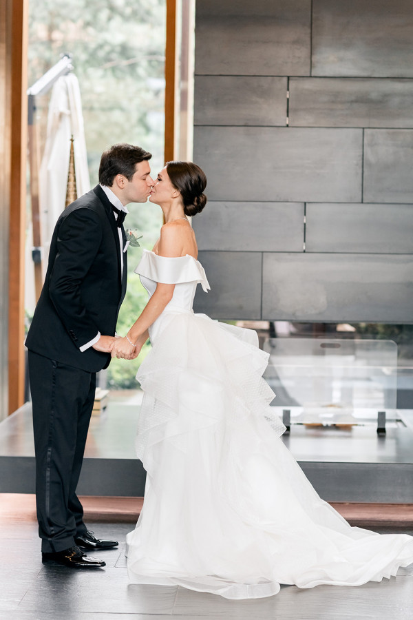 Свадьба в загородном ресторане La Colline