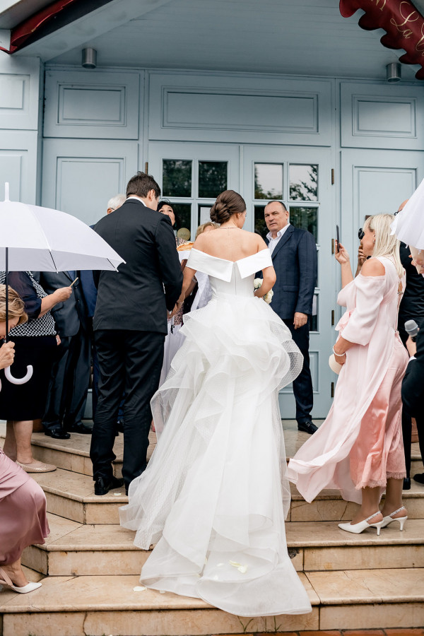 Свадьба в загородном ресторане La Colline