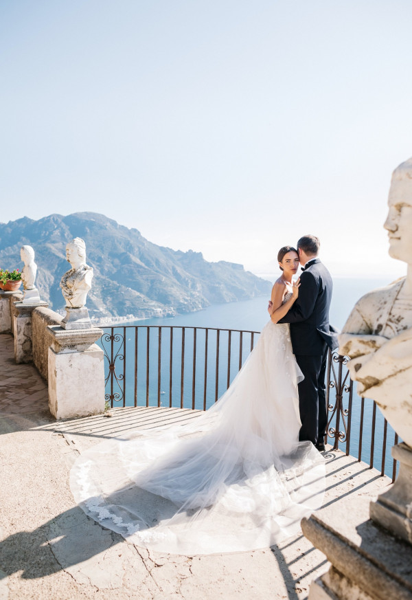 Белоснежная свадьба на побережье Амальфи