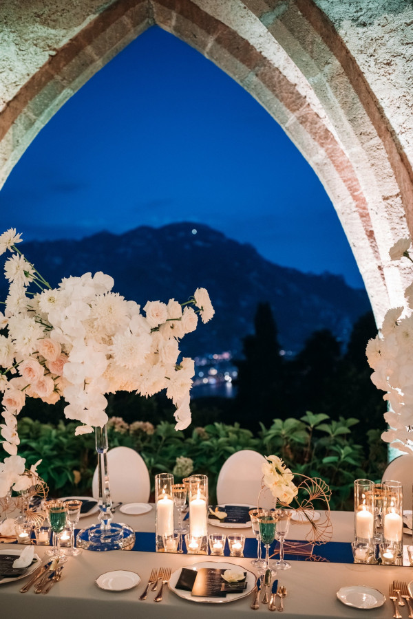 Белоснежная свадьба на побережье Амальфи