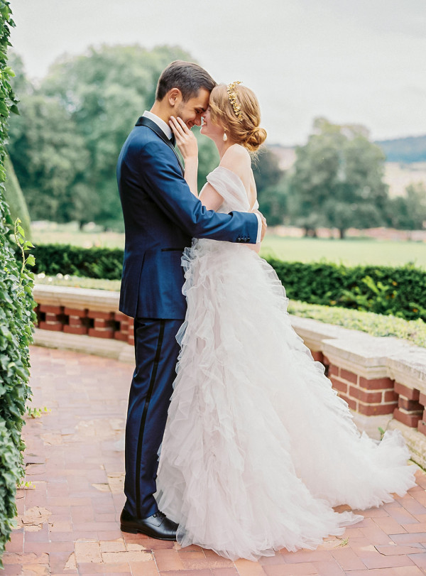 Трогательная свадьба во французском шато