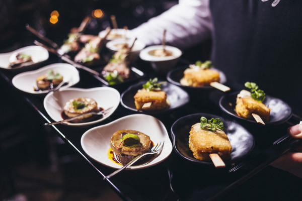 Кейтеринг Dellos Catering