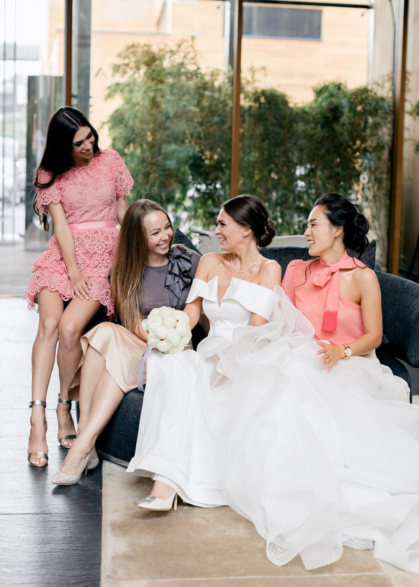 Свадьба в загородном ресторане La Colline