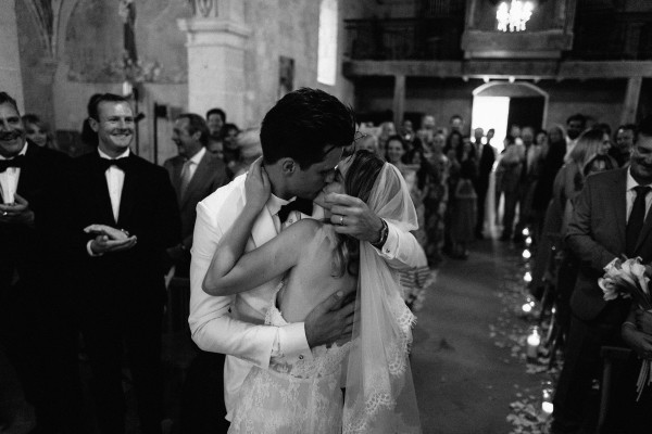 Свадебные фото: красота черно-белых кадров