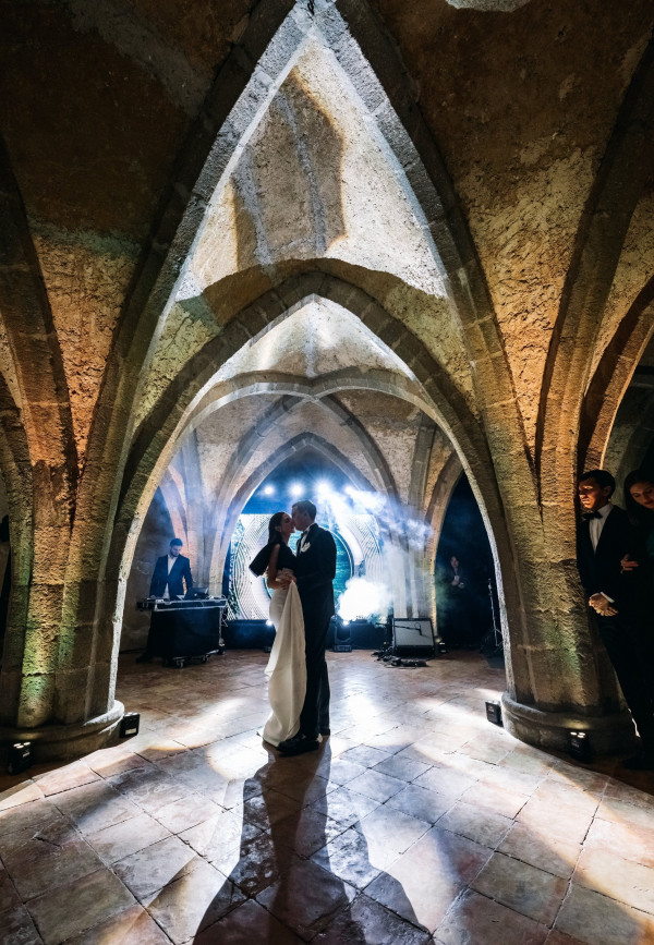 Белоснежная свадьба на побережье Амальфи