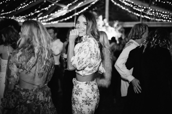 Свадебные фото: красота черно-белых кадров