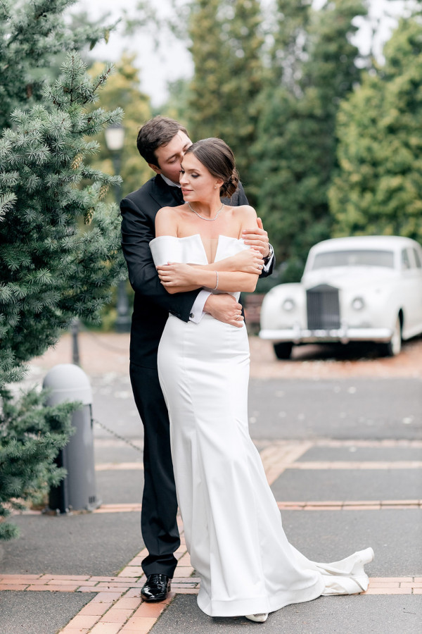 Свадьба в загородном ресторане La Colline