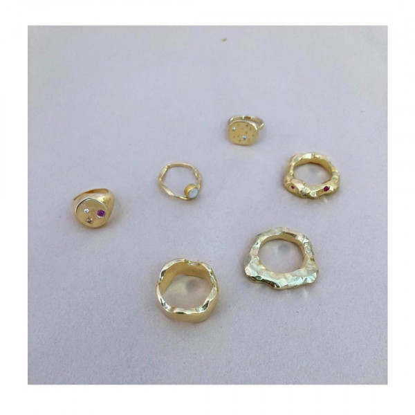 Обручальные кольца из «грубого» золота — выбор