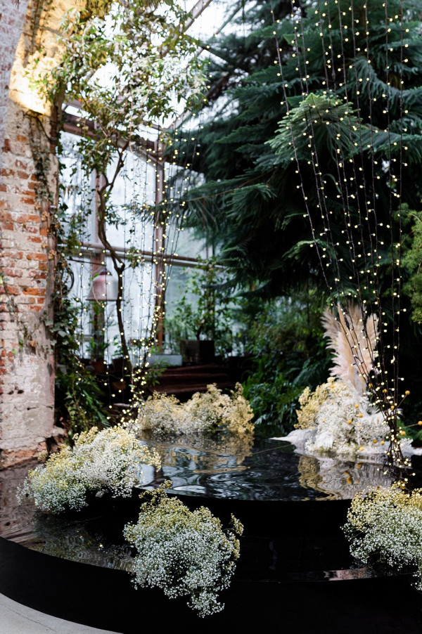 Свадьба в ботаническом саду