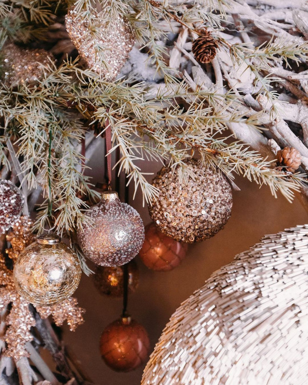 Как украсить дом к Новому году? Предложения