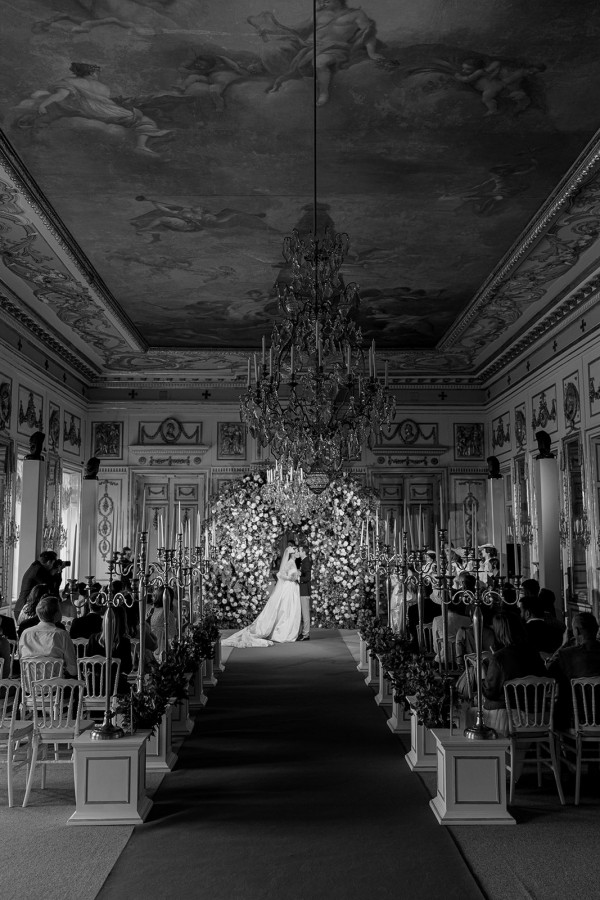 Королевская свадьба в стиле Грейс Келли