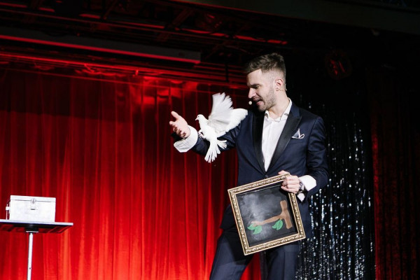 Программа Алексей Гигаури