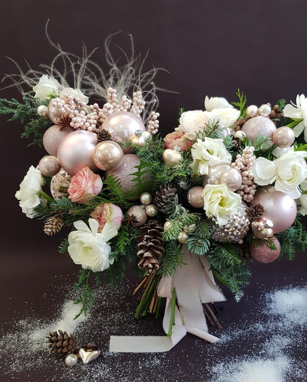 Как украсить дом к Новому году? Предложения