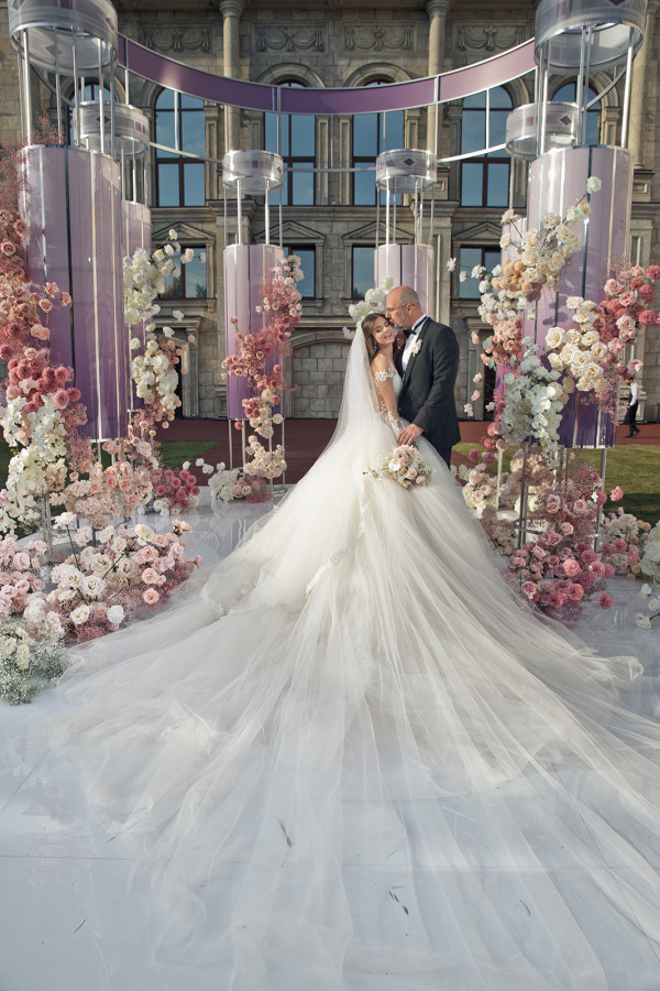 Сказочная свадьба в замке