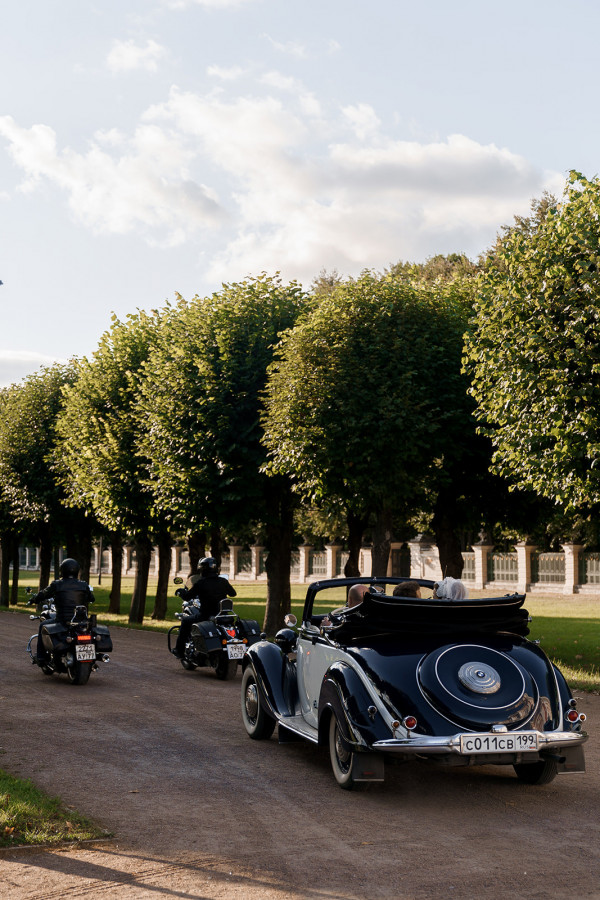 Королевская свадьба в стиле Грейс Келли
