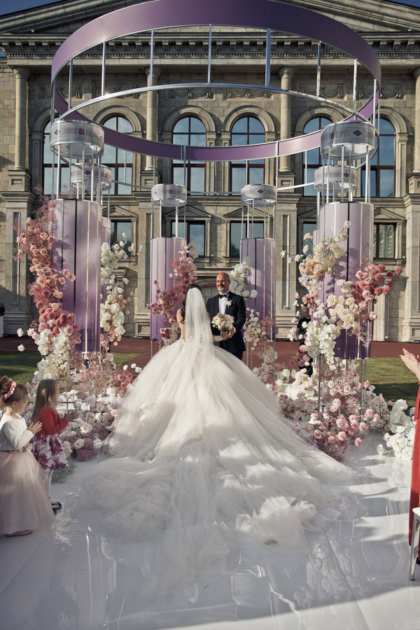 Сказочная свадьба в замке