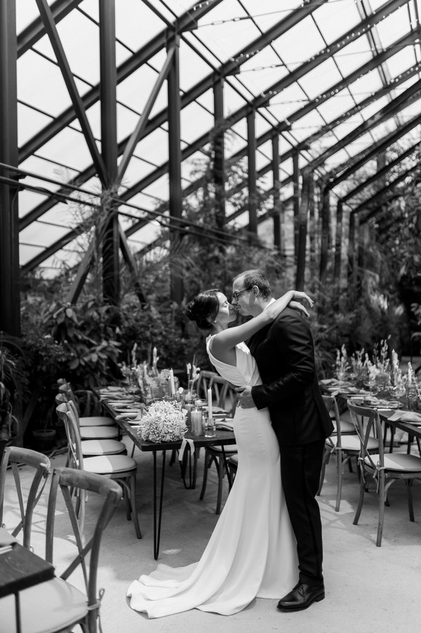 Свадьба в ботаническом саду