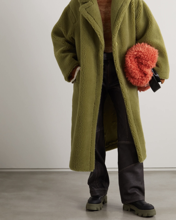 16 цветных шуб из экомеха