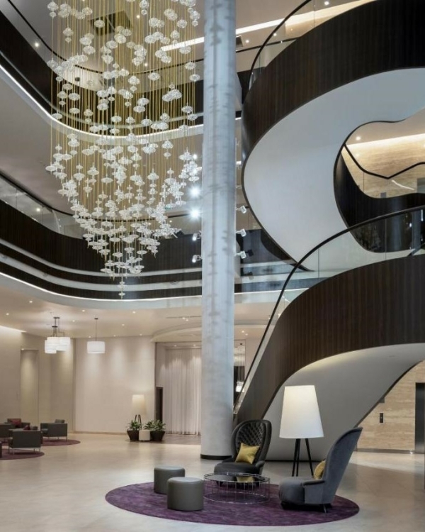 Где встретить Новый год: 17 отелей Санкт-Петербурга