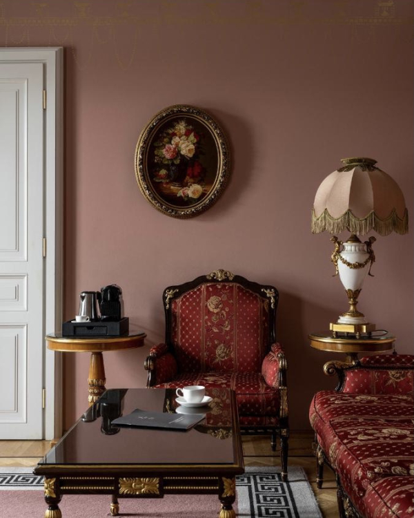 Где встретить Новый год: 18 отелей Москвы