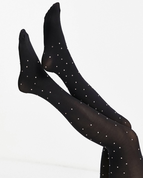 Какие акцентные колготки носить этой зимой