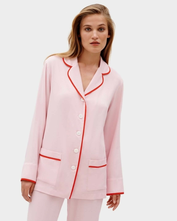 Нет новогоднего настроения? Мы знаем, как это