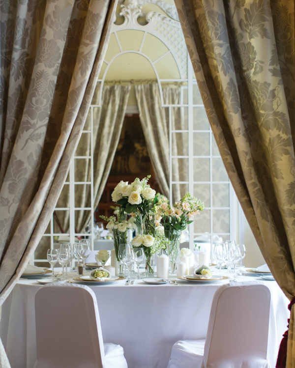 Где встретить Новый год: 17 отелей Санкт-Петербурга