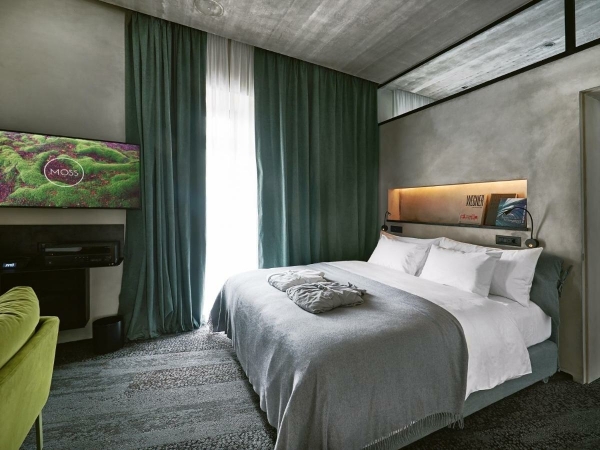 Где встретить Новый год: 18 отелей Москвы