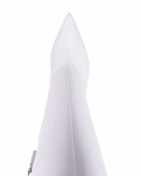 Зимняя свадьба: 11 актуальных ботильонов и сапог