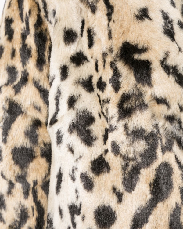 16 цветных шуб из экомеха