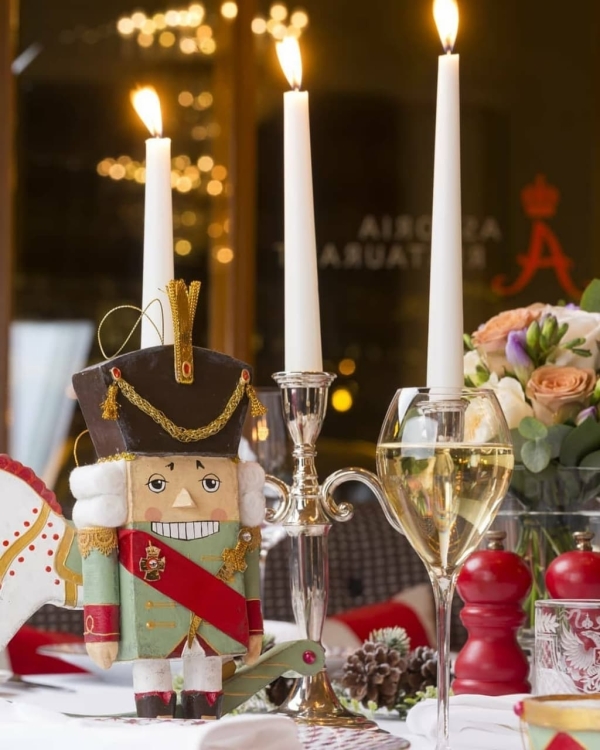 Где встретить Новый год: 17 отелей Санкт-Петербурга