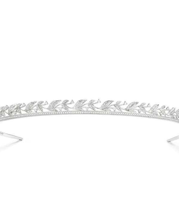 36 блестящих украшений на голову