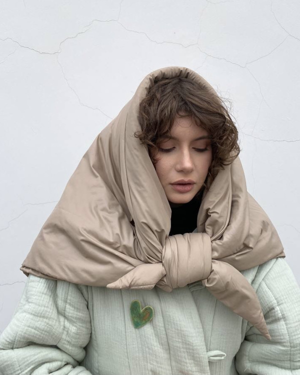 23 теплые косынки для зимних свиданий