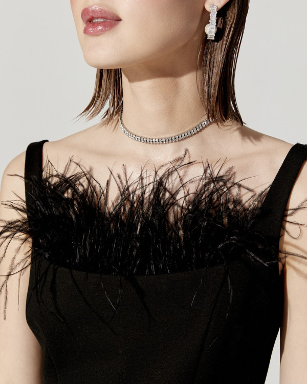 Акцент на перья: смелые образы для невесты