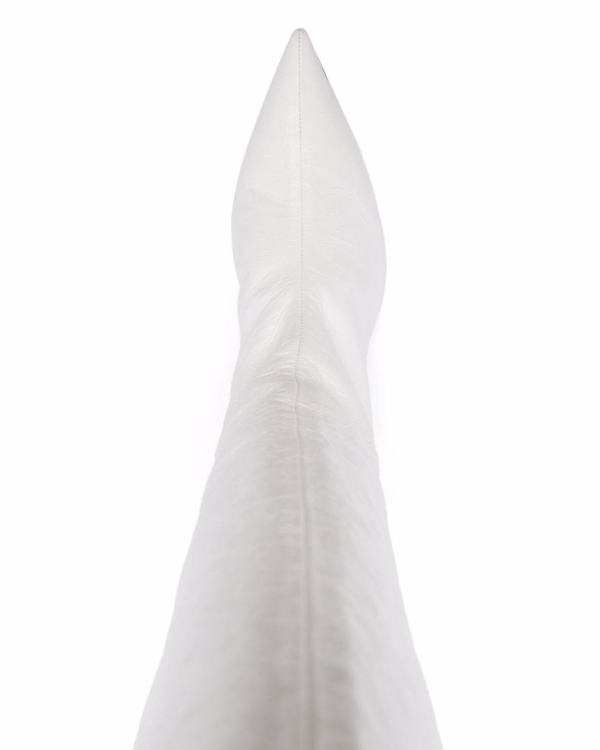 Зимняя свадьба: 11 актуальных ботильонов и сапог