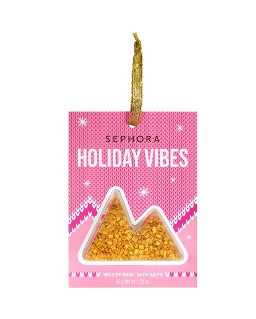 Нет новогоднего настроения? Мы знаем, как это