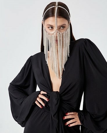 36 блестящих украшений на голову