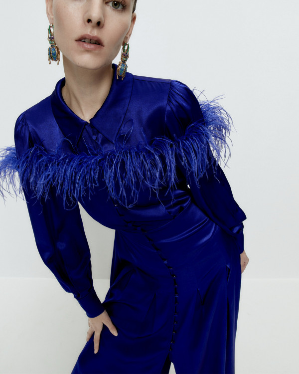 Акцент на перья: смелые образы для невесты